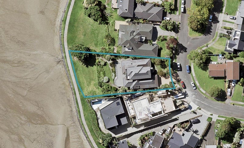 10 Arkley Avenue, Farm Cove, Auckland - Carousel 1