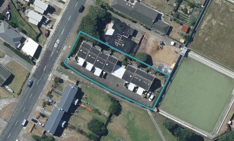 4/23 TIRETI RD, Titahi Bay, Porirua - Carousel 1