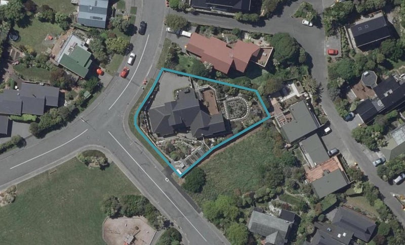 8 Santa Maria Avenue, Mount Pleasant, Christchurch - Carousel 1