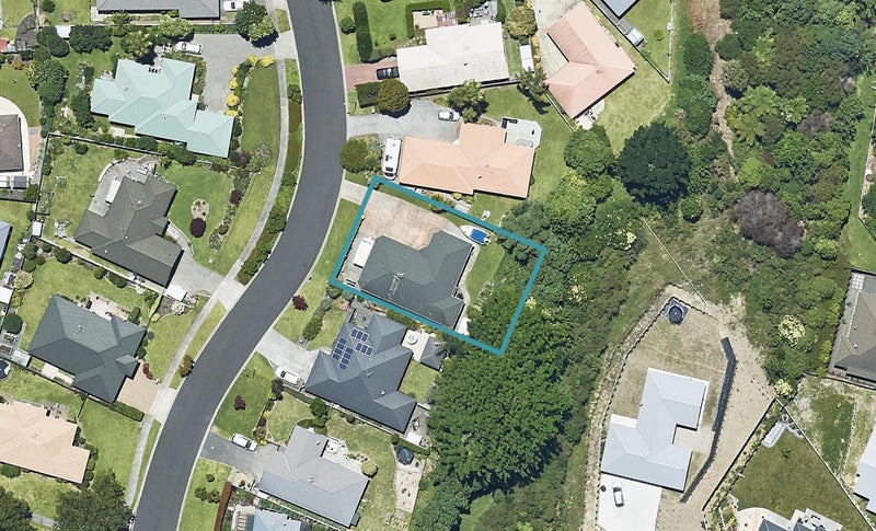 63 Mahonia Place, Pyes Pa, Tauranga - Carousel 1
