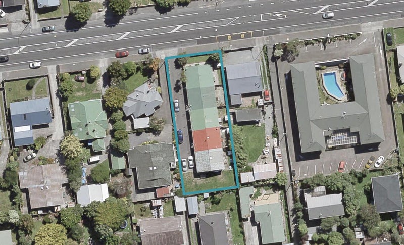 2/700 Fergusson Drive, Elderslea, Upper Hutt - Carousel 1