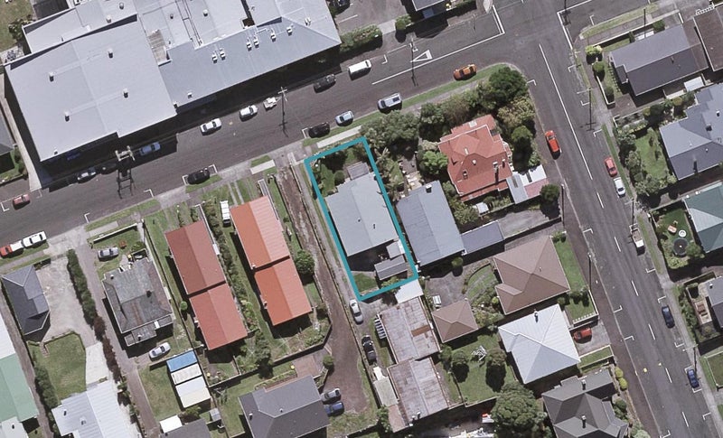 268 Courtenay Street, Strandon, New Plymouth - Carousel 1
