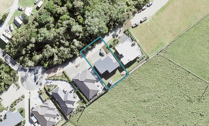 22 Albro Lane, Algies Bay, Warkworth - Carousel 1