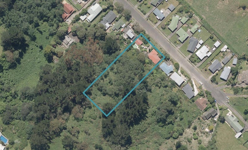 26 Turoa Road, Whanganui East, Whanganui - Carousel 1