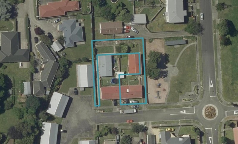 4 Ross Place, Hokowhitu, Palmerston North - Carousel 1
