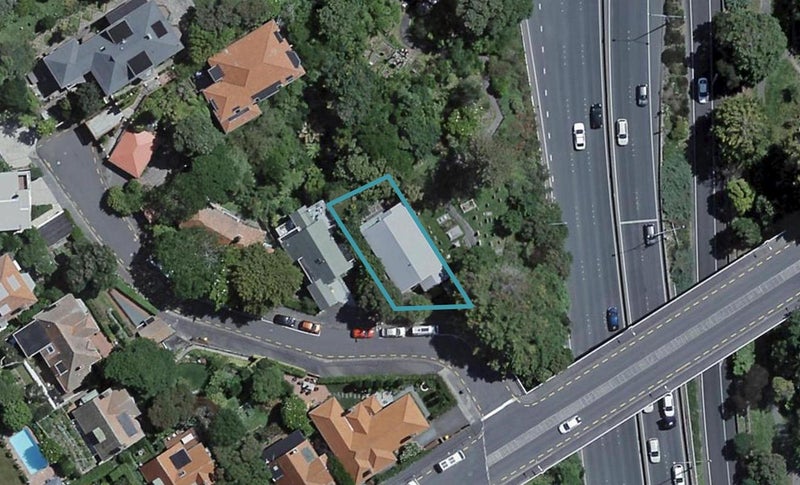 2 Easdale Street, Kelburn, Wellington - Carousel 1