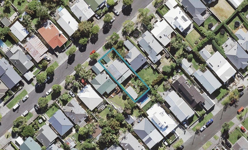 33 Cumberland Avenue, Westmere, Auckland - Carousel 1