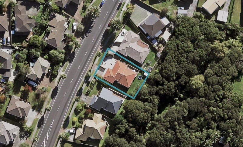44 Caribbean Drive, Unsworth Heights, Auckland - Carousel 1