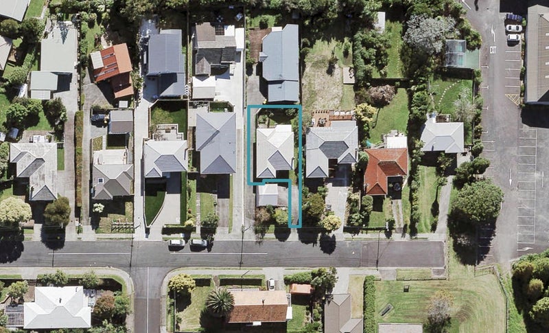 10 Maui Street, New Lynn, Auckland - Carousel 1