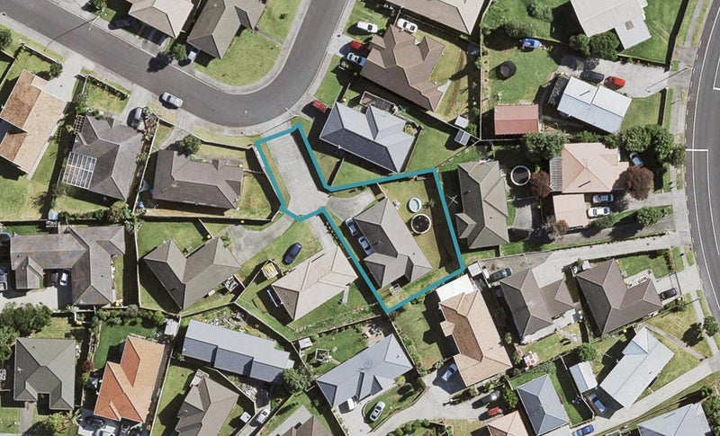 98 Pitt Avenue, Clendon Park, Auckland - Carousel 1