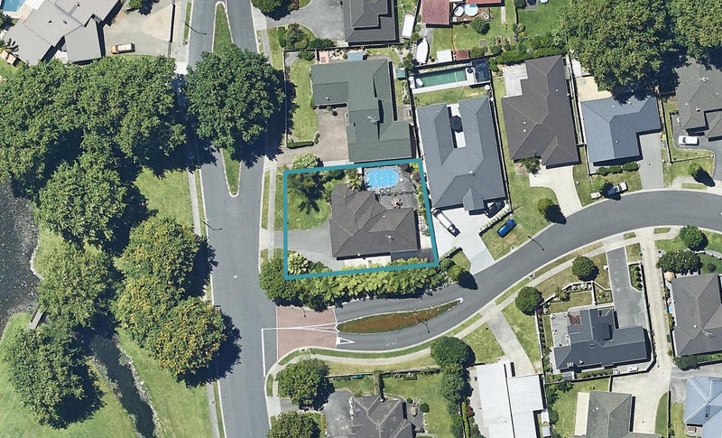 44 Castlewold Drive, Bethlehem, Tauranga - Carousel 1