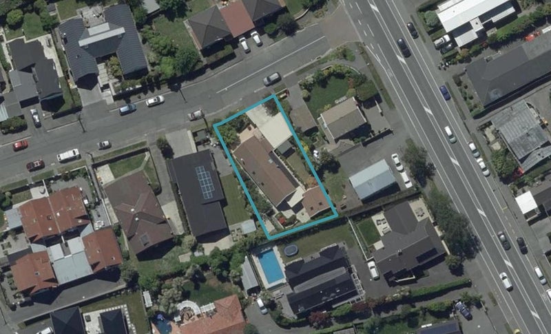 1 Highgate Avenue, Merivale, Christchurch - Carousel 1