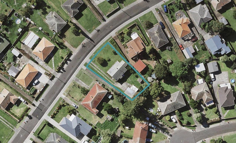 10 Tunis Road, Panmure, Auckland - Carousel 1