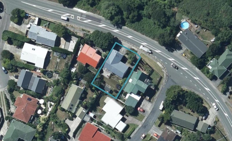 52 Grays Road, Plimmerton, Porirua - Carousel 1