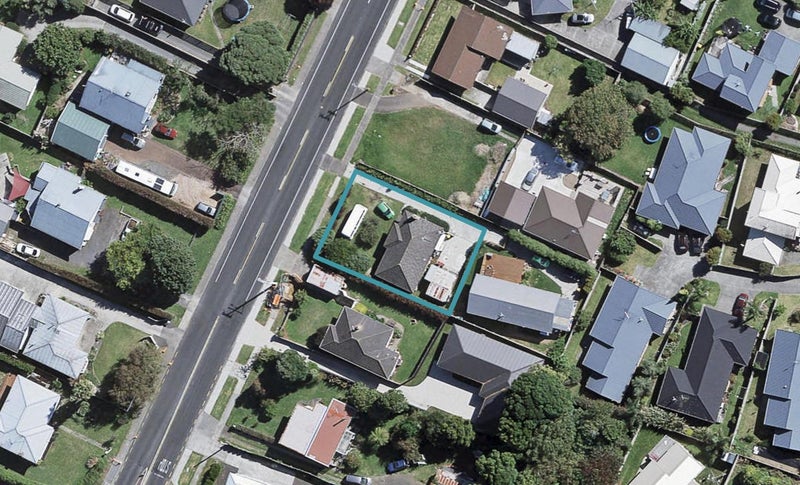 7 Sandspit Road, Waiuku, Waiuku - Carousel 1