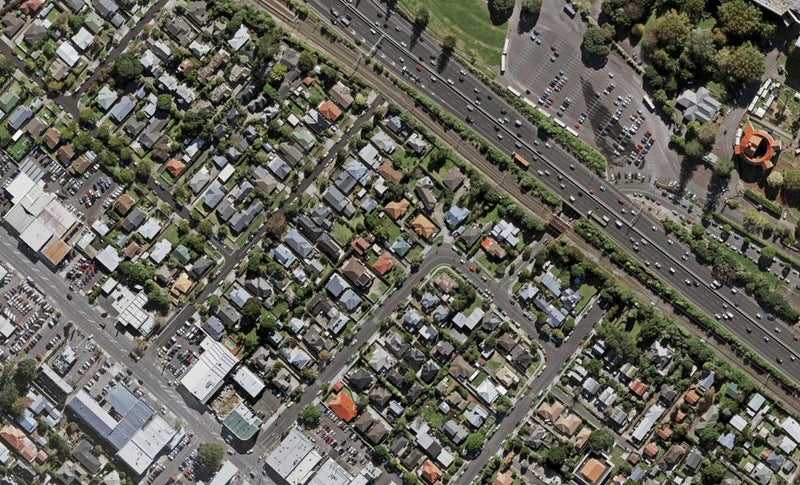 16B Woodbine Avenue, Greenlane, Auckland - Carousel 1