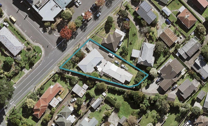 2/9 College Road, Northcote, Auckland - Carousel 1