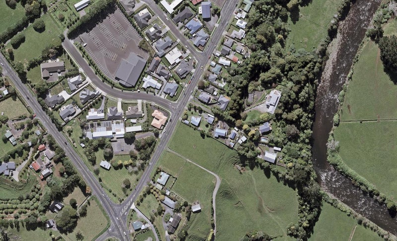 529A Mangorei Road, Highlands Park, New Plymouth - Carousel 1