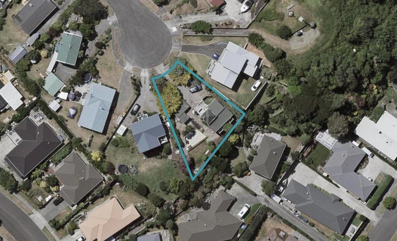 14 Trig Hill Terrace, Waikanae Beach, Waikanae - Carousel 1