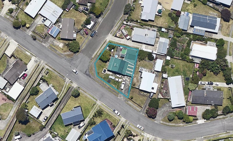 15 Landscape Road, Coastlands, Whakatane - Carousel 1