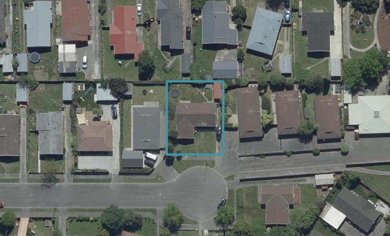 23 La Perouse Place, Northcote, Christchurch - Carousel 1