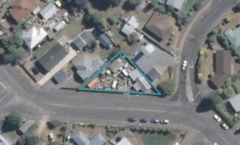 8 Saunders Road, Allenton, Ashburton - Carousel 1