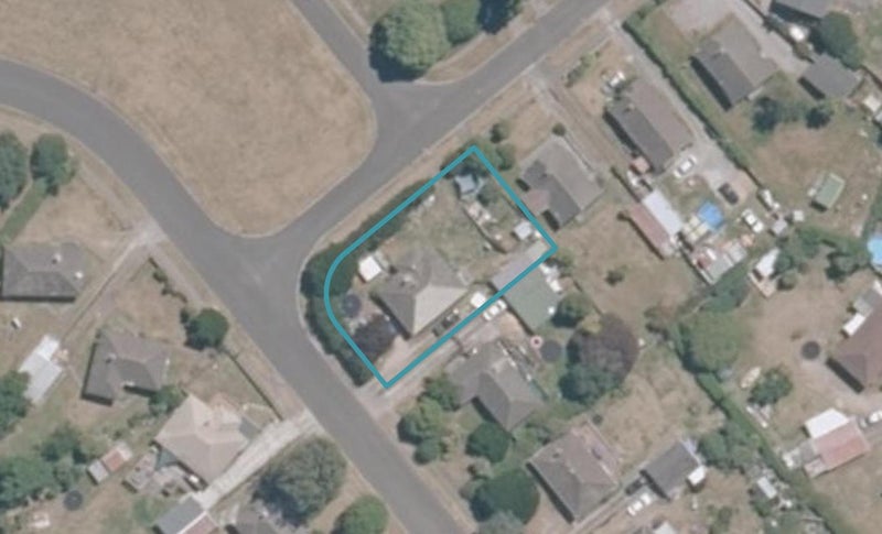 8 Kauri Drive, Wairakei, Taupo - Carousel 1