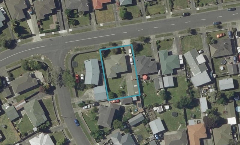 22 Pembroke Street, Highbury, Palmerston North - Carousel 1