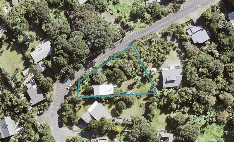 76 Seaview Road, New Lynn - Carousel 1