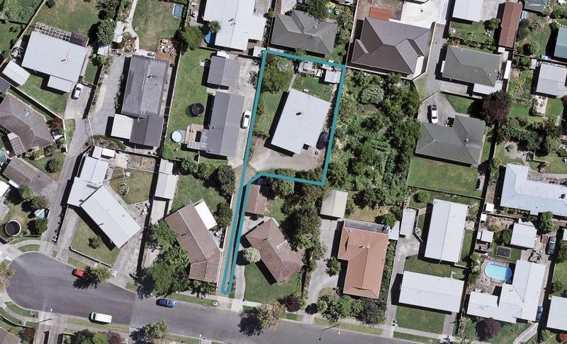 18 Jeffares Place, Taradale, Napier - Carousel 1