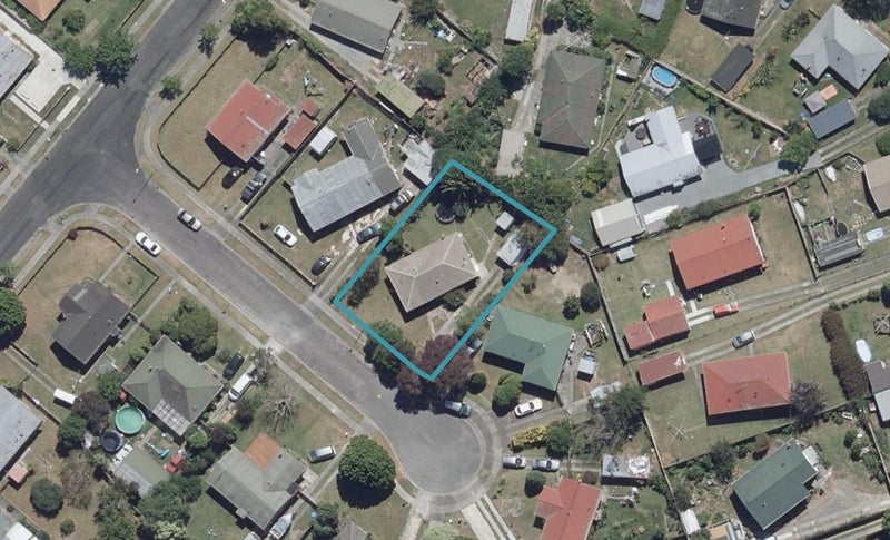 6 Breidis Place, Chartwell, Hamilton - Carousel 1