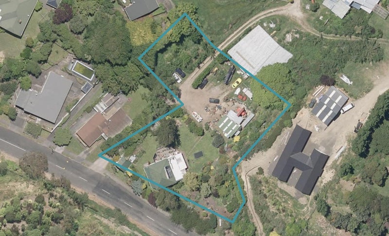 8 Georgetti Road, Bastia Hill, Whanganui - Carousel 1