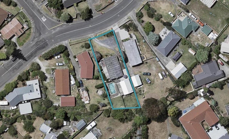 66 Michael Road, Paraparaumu Beach, Paraparaumu - Carousel 1