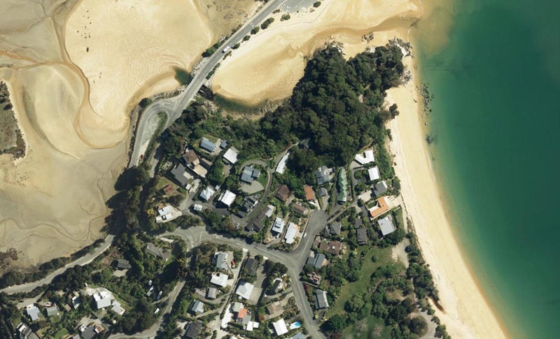 5B Rowling Road, Kaiteriteri - Carousel 1