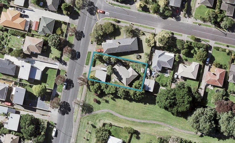 16 Line Road, Glen Innes, Auckland - Carousel 1