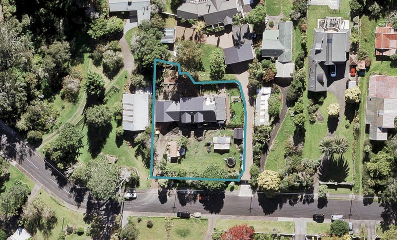 10 Pohutukawa Road, Whenuapai, Auckland - Carousel 1