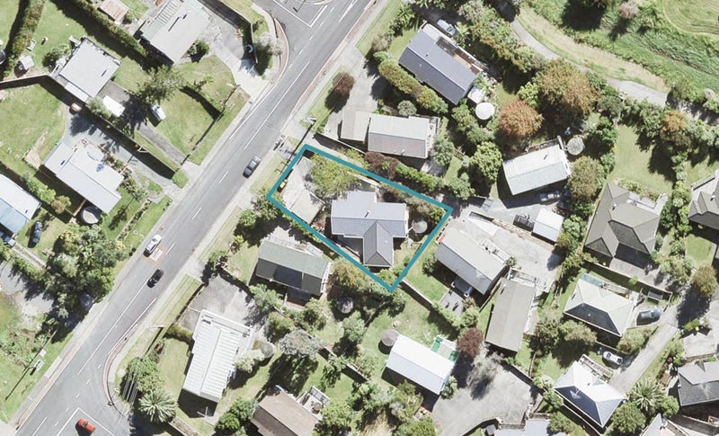 33 D'Oyly Drive, Stanmore Bay, Whangaparaoa - Carousel 1