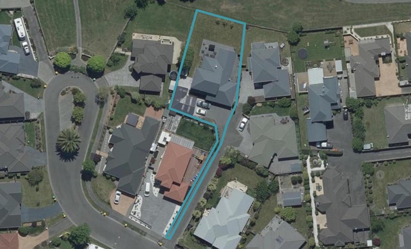 18 Laguna Gardens, Shirley, Christchurch - Carousel 1