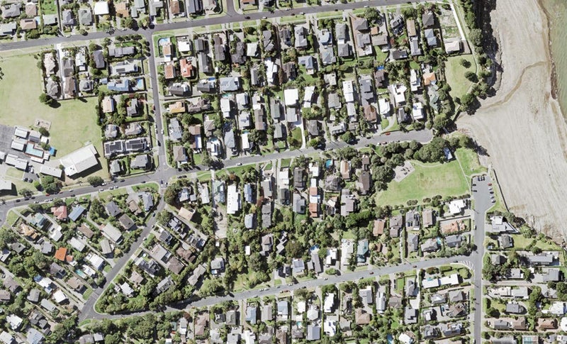 37 Masterton Road, Rothesay Bay, Auckland - Carousel 1