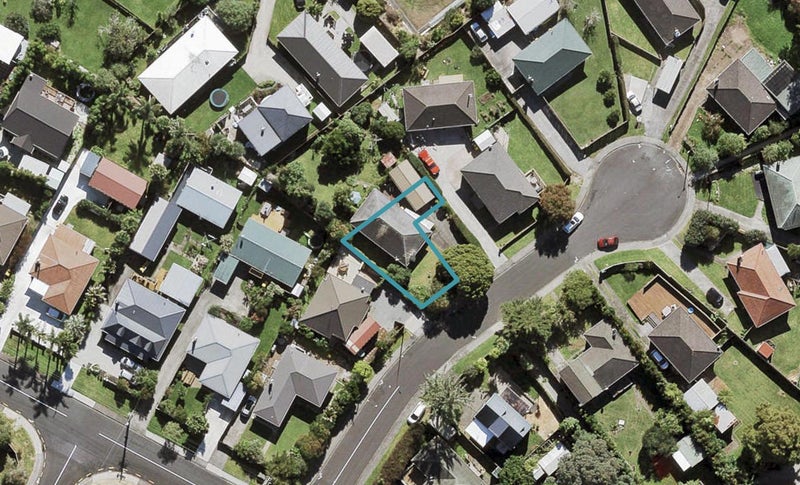 2D Glenford Lane, Te Atatu Peninsula, Auckland - Carousel 1