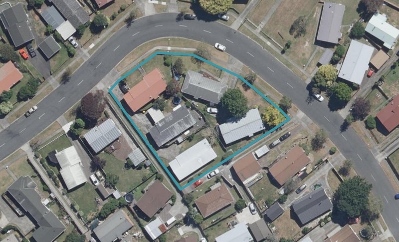 25A Garland Drive, St Andrews, Hamilton - Carousel 1