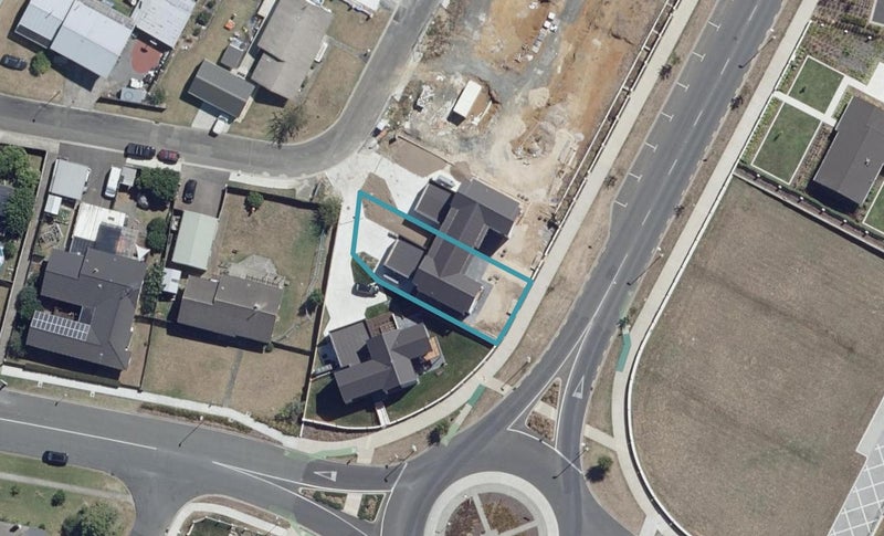 9 Boyack Drive, Temple View, Hamilton - Carousel 1