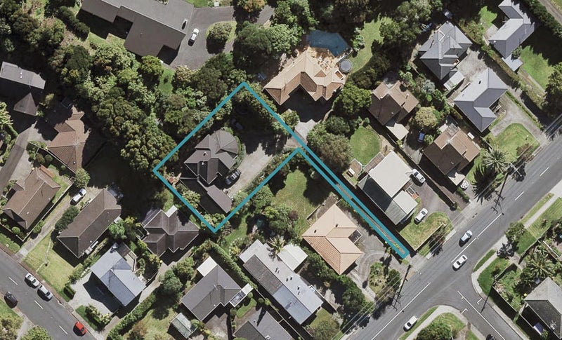 47 Ocean View Road, Hillcrest, Auckland - Carousel 1