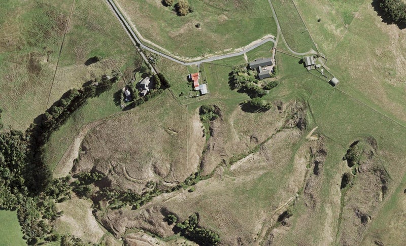 2 Backridge Way, Flat Bush, Auckland - Carousel 1