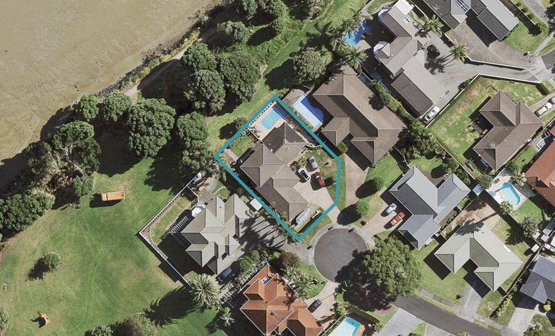 9 Adios Place, Conifer Grove, Takanini - Carousel 1