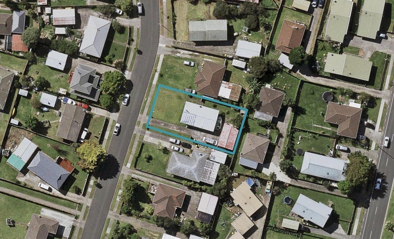 38 Zelda Avenue, Clover Park, Auckland - Carousel 1