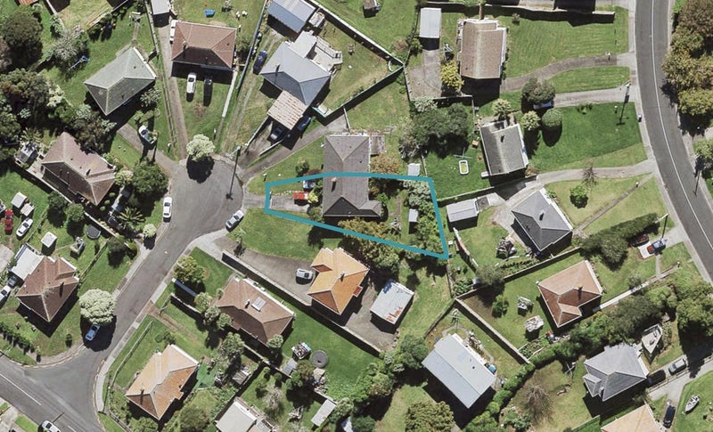 7 Christini Street, Wesley, Auckland - Carousel 1