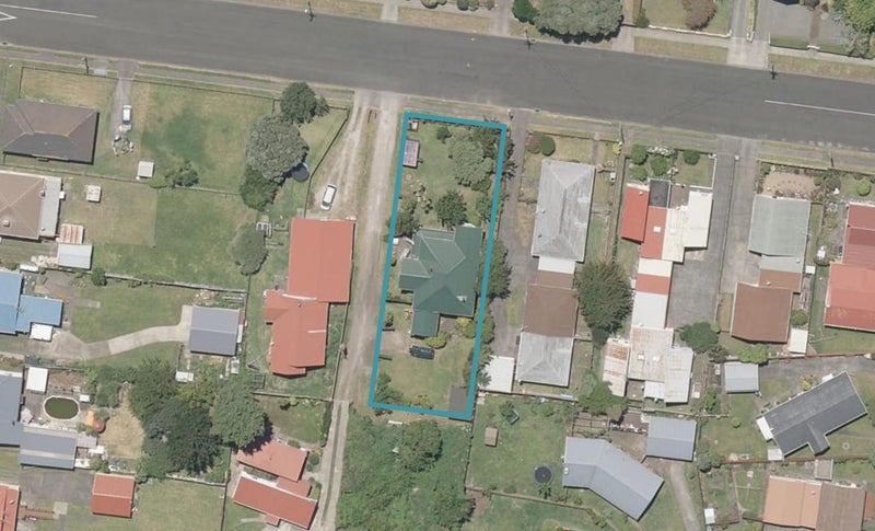 31 Bignell Street, Gonville, Whanganui - Carousel 1