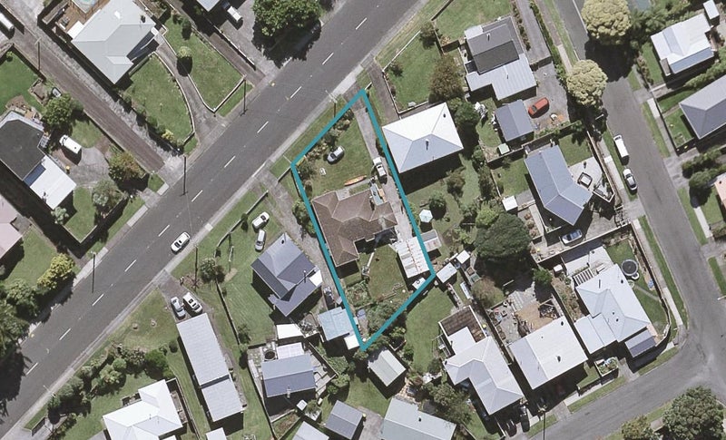 99 Ngamotu Road, Spotswood, New Plymouth - Carousel 1