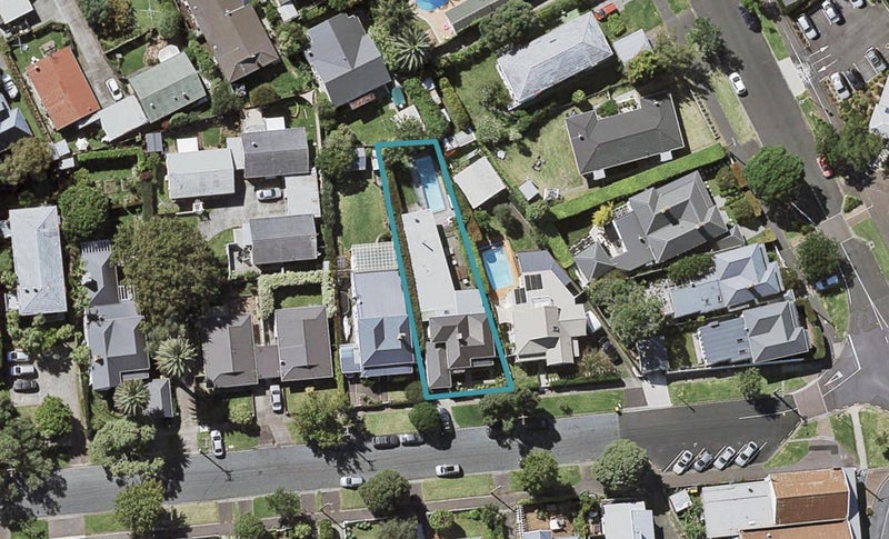 4 Ewen Alison Avenue, Devonport, Auckland - Carousel 1